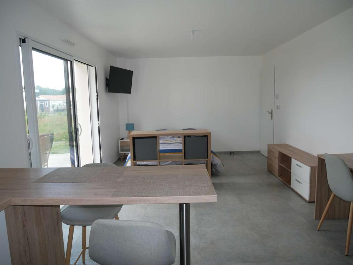 Studio Lumineux Avec Terrasse 라로츠수르욘 외부 사진